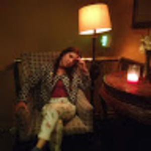 Meet your Posher, Mona